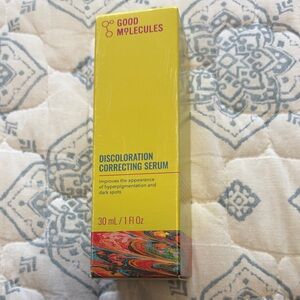 Good Molecules Discoloration Correcting Serum